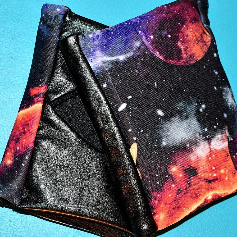 Hoodlum Fang Space Print Pole Dance Knee Pads